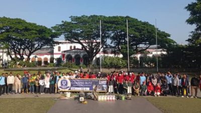 IHKA Bogor Gelar “Cleaning Blitz” di Alun-Alun, Sambut HUT ke-80 RI