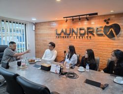 Mahasiswa Universitas Indonesia Gali Ilmu Psikologi Industri Langsung dari Sofwan Taufik Selaku Owner Laundrea Laundry